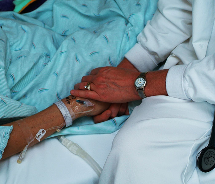 Cancer patient receiving palliative care