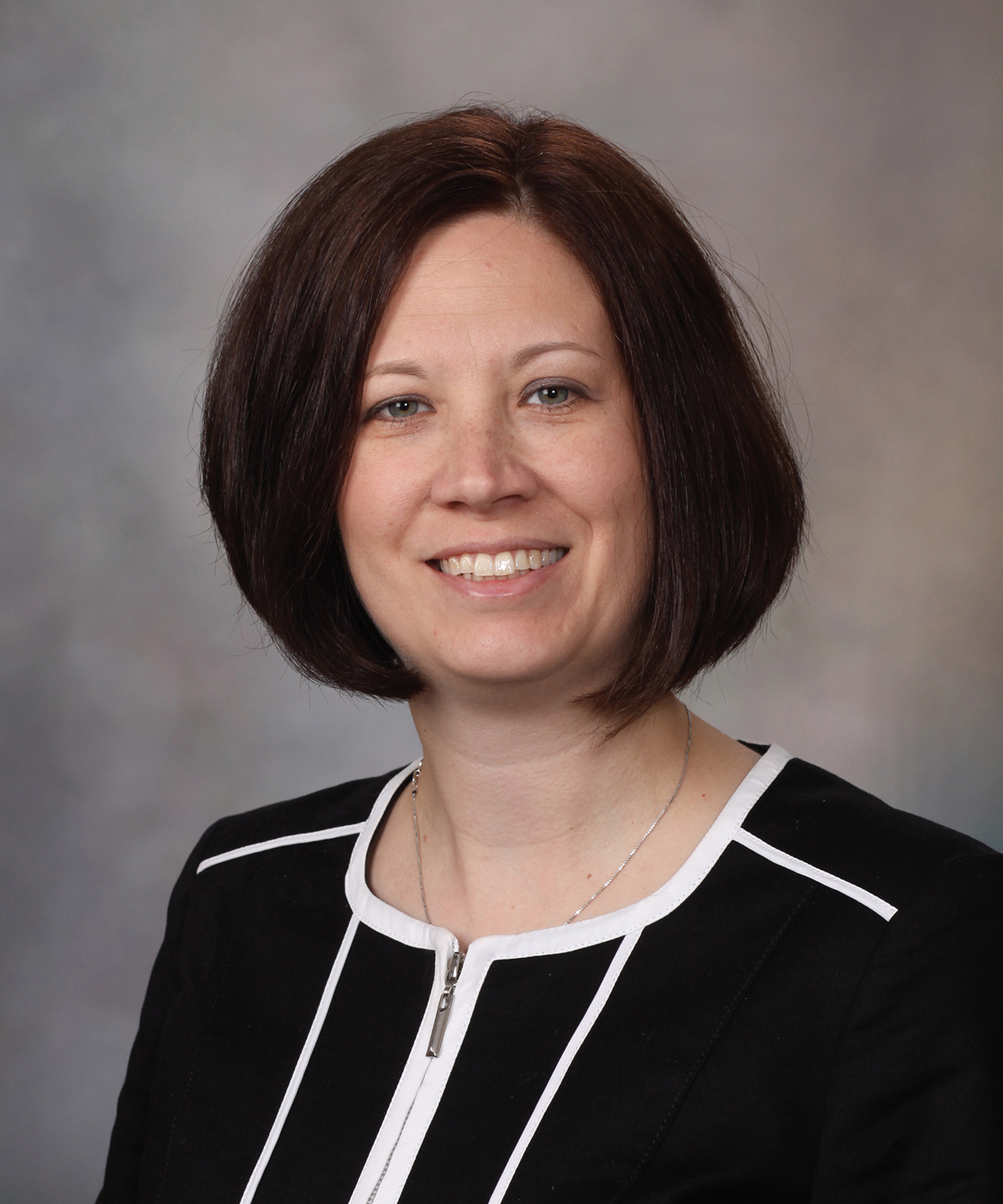 ONS member Lisa Kottschade, MSN, APRN, CNP, nurse practitioner at the Mayo Clinic in Rochester, MN, and member of the Southeast Minnesota ONS Chapter