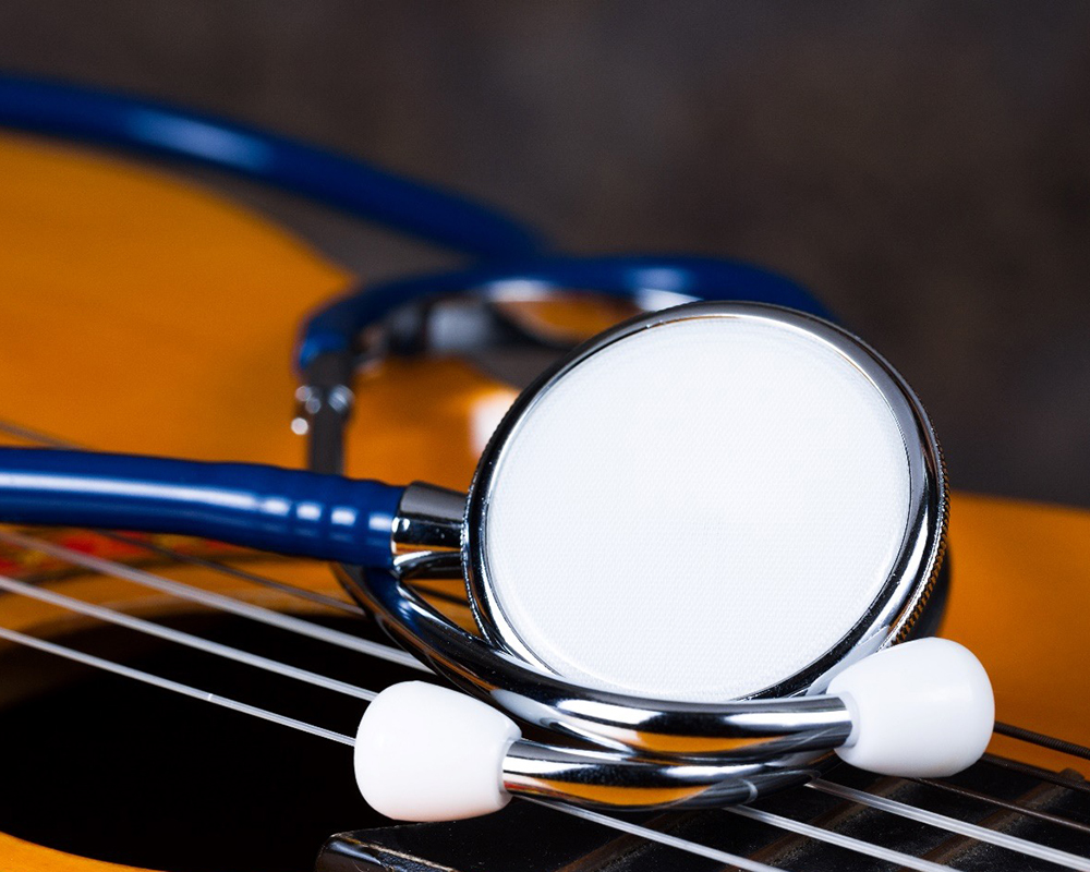 Music Therapy May Bridge Race-Related Gaps in Cancer Pain Management